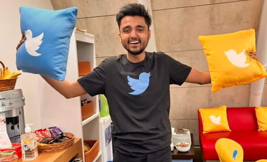 Twitter sacks an Indian employee, His reaction wins netizen hearts