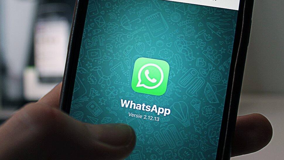 WhatsApp Group Chat Polls