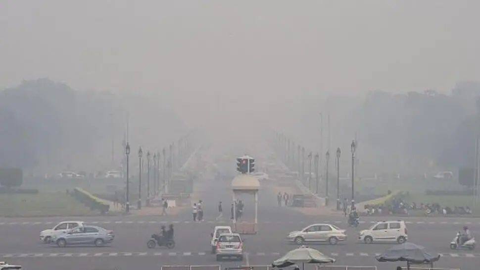 Travelling from Noida to Delhi? Govt bans non BS-VI diesel cars to curb POLLUTION