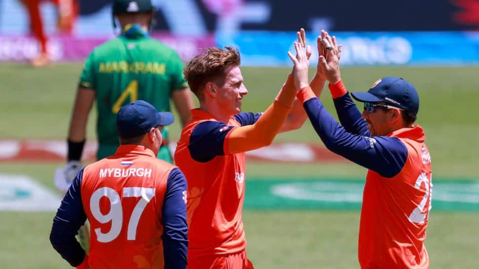 Netherlands beat South Africa