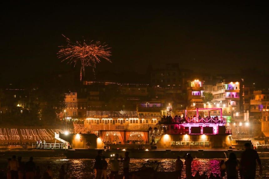 Dev Deepawali is celebrated in Varanasi every year
