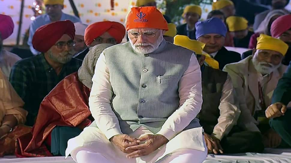 &#039;Teachings of Sikh Gurus are like beacon of light&#039;, says PM Modi on Guru Nanak Jayanti eve