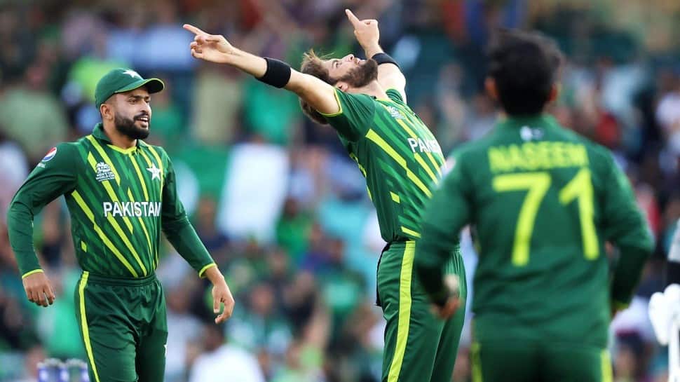 WATCH: Shaheen Shah Afridi dismisses Finn Allen TWICE in 2 balls in 1st over of T20 World Cup 2022 semifinal