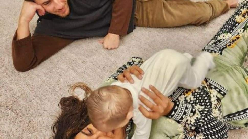 Priyanka Chopra shares cute family PIC with Nick Jonas and Malti Marie, calls it ‘Home’ 