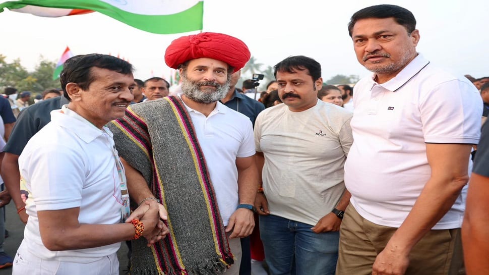 'Pyaar mein sab kuch har jaye toh hi jeet hoti hai': BOLLYWOOD actor participates in 'Bharat Jodo Yatra', PRAISES Rahul Gandhi
