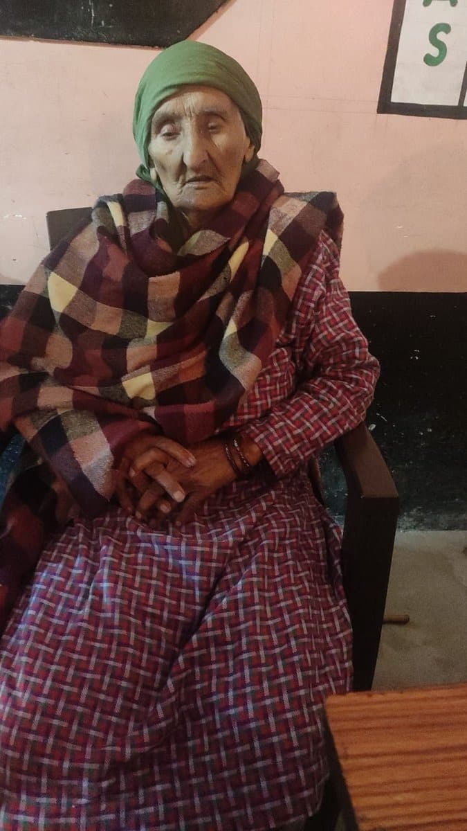 Himachal Assembly Elections 2022: 105-year-old Naro Devi cast her vote in Churah Assembly