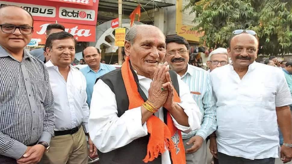 Gujarat Assembly Election 2022: Big HEADACHE of BJP resolved, THIS veteran set to contest from Manjalpur seat NOW