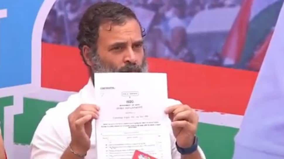 Veer Savarkar wrote a letter to British, &#039;begged&#039; to remain their most &#039;obedient&#039; servant: Rahul Gandhi