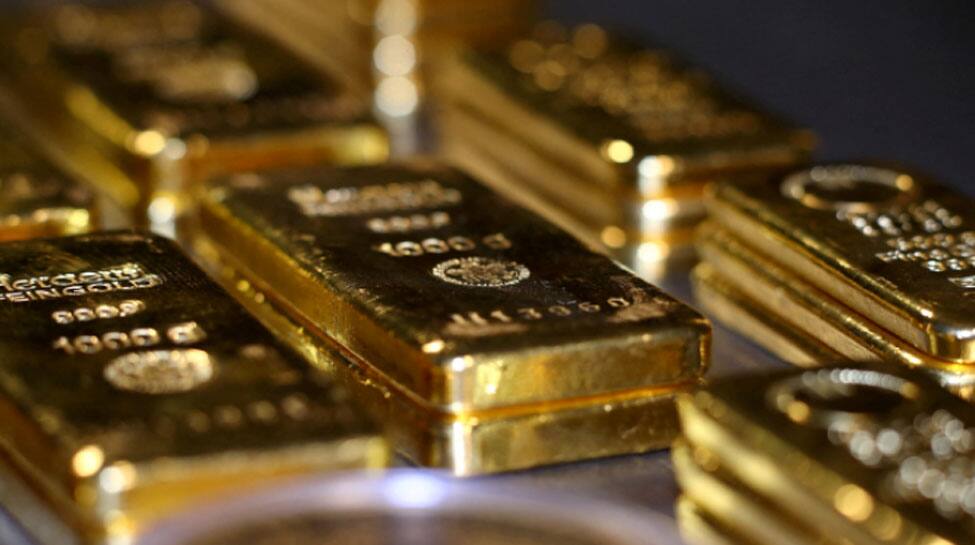 Gold Price Today, November 17: Yellow metal falls Rs 161; silver tumbles Rs 1,111 - Vimarsana News