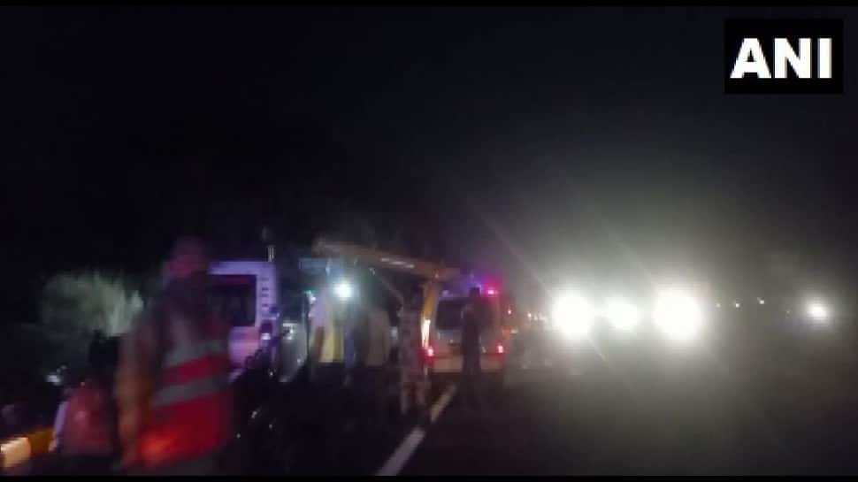 Maharashtra: 5 killed in Mumbai-Pune Expressway accident, 3 critically injured 