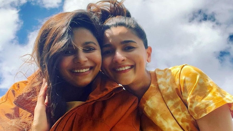 New mommy Alia Bhatt and Shaheen&#039;s sunkissed picture will make your day