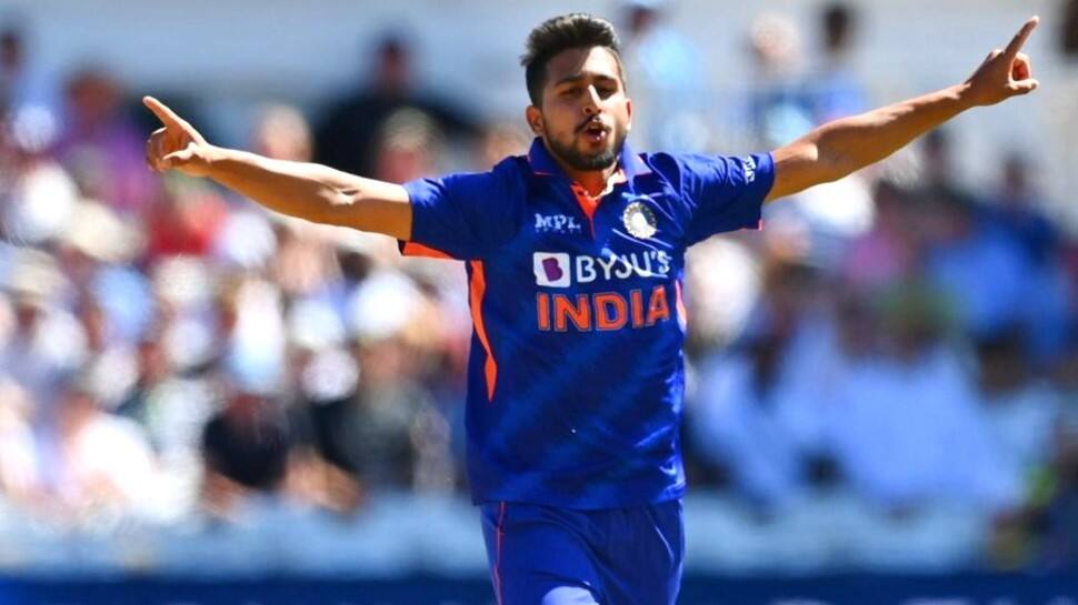 India vs New Zealand 2022: Umran Malik DISMISSES Devon Conway for 1st wicket on debut, WATCH