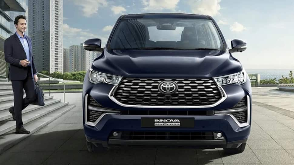 2023 Toyota Innova Hycross