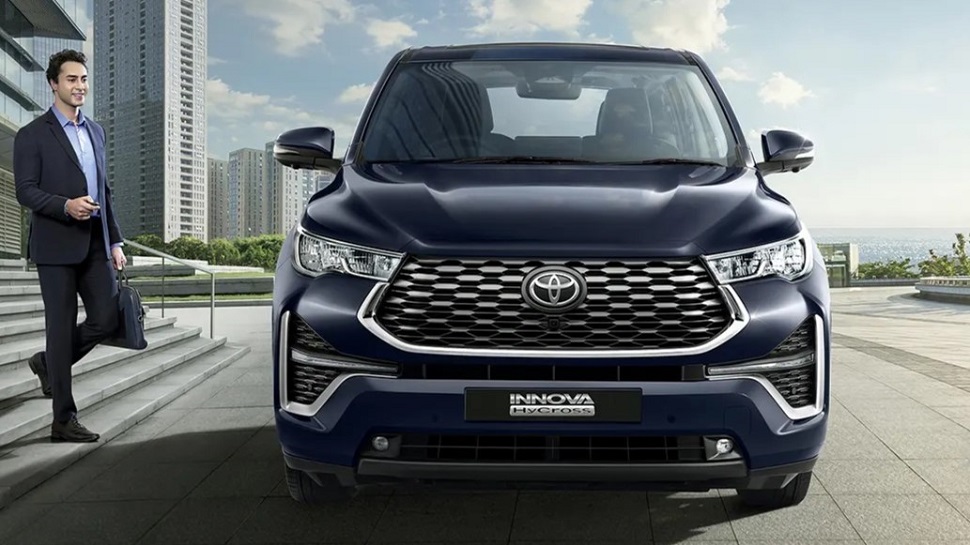 Innova Pro Design 2023 Toyota Innova Hycross officially revealed in India with new design ...