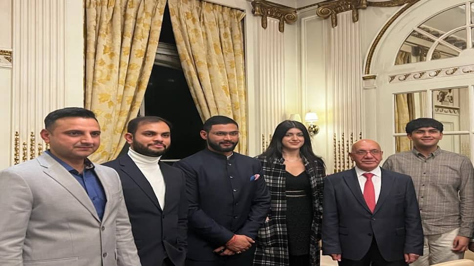 Vikalp Singh gives success mantra to Indian students at IISAF UK Meet and Greet in London - Vimarsana News