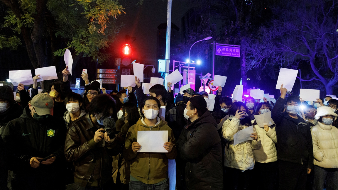 Protests break out against China's Zero COVID policy