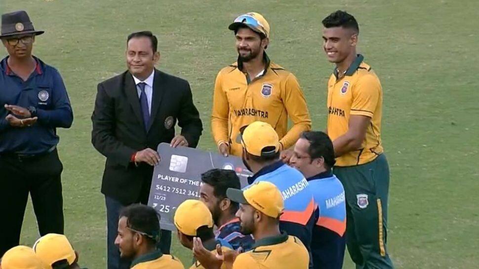 Ruturaj Gaikwad shares Man of the Match award with Rajvardhan Hangargekar, Twitter calls him SELFLESS - Check