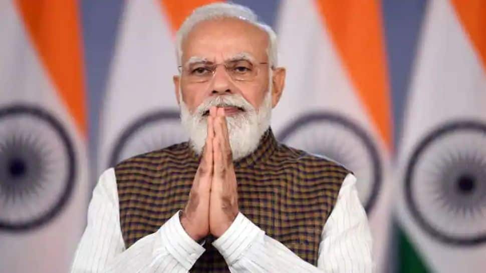 Economy climbed up only one position under &#039;economist PM&#039;, but became 5th largest under &#039;chaiwala&#039;: PM Modi