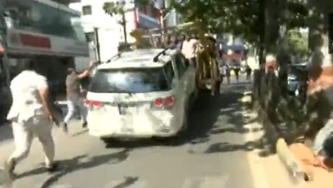 Andhra CM&#039;s sister, protesting against him, dragged away along with her car in Hyderabad - Watch