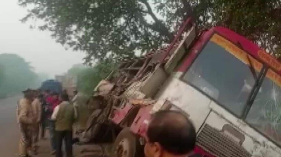 Road accident: 6 dead, 15 injured in bus collision with truck in UP&#039;s Bahraich