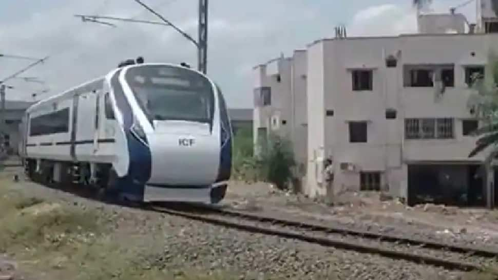 Vande Bharat Express train to soon have SLEEPER class, ministry rolls out tender for 200 rakes