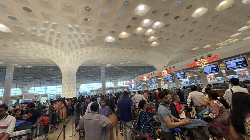 Mumbai Airport Terminal 2 server down, passengers stuck in long queues