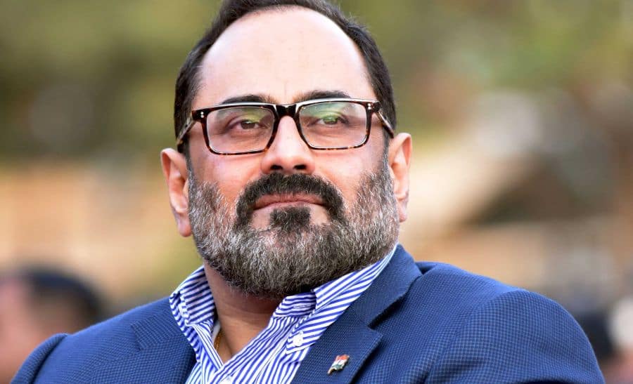 Read more about the article AIIMS Cyber Attack: MoS Rajeev Chandrasekhar says Server hack could be a big conspiracy; Check latest update