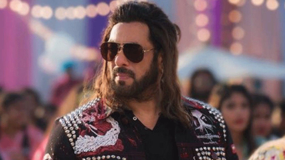 Salman Khan looks dapper in long hair, funky jacket in new pic from Kisi Ka  Bhai Kisi Ki Jaan sets | Movies News | Zee News