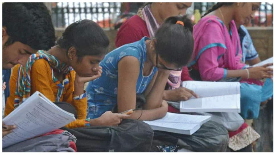 MAT Exam 2022: PBT december registration ends TODAY at mat.aima.in- Here’s how to apply