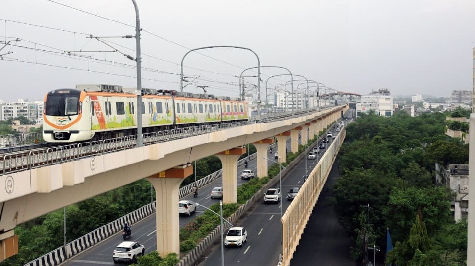 Nitin Gadkari congratulates NHAI and Maha Metro for winning Guinness Book of World Record for THIS project