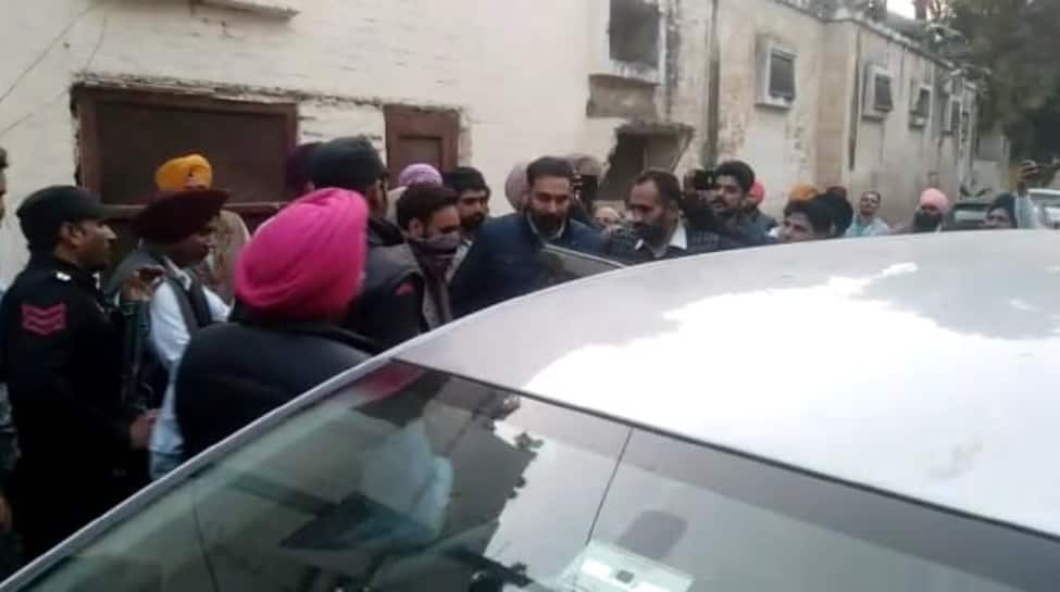 Sidhu Moosewala murder case: SIT questions Punjabi singers Babbu Maan and Mankirat Aulakh