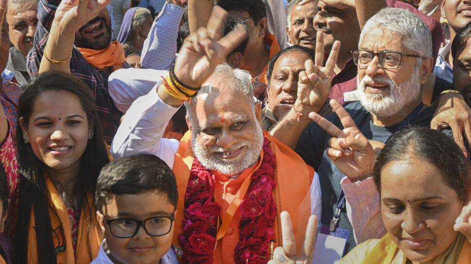 BJP's Harshad Patel celebrates VICTORY with supporters