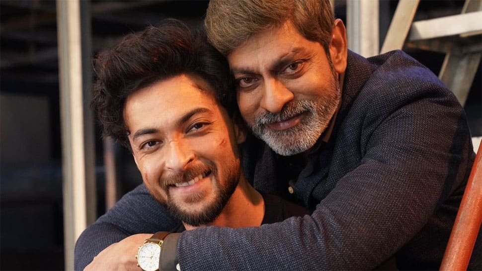 Veteran South star Jagapath Babu joins Aayush Sharma&#039;s AS04