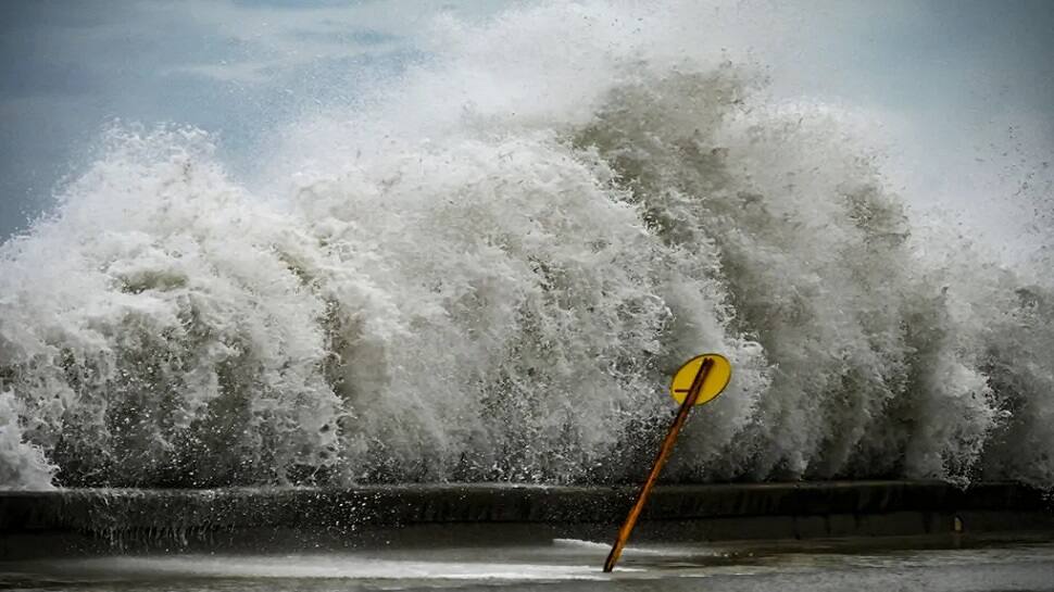 Cyclone Mandous IMD Alert: &#039;DARE NOT try this during LANDFALL&#039;, Chennai Municipal Corporation issues BIG warning