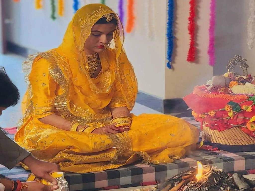 Rajasthan Woman marries Lord Vishnu. Reason - family pressure to get married, but social media trolling her