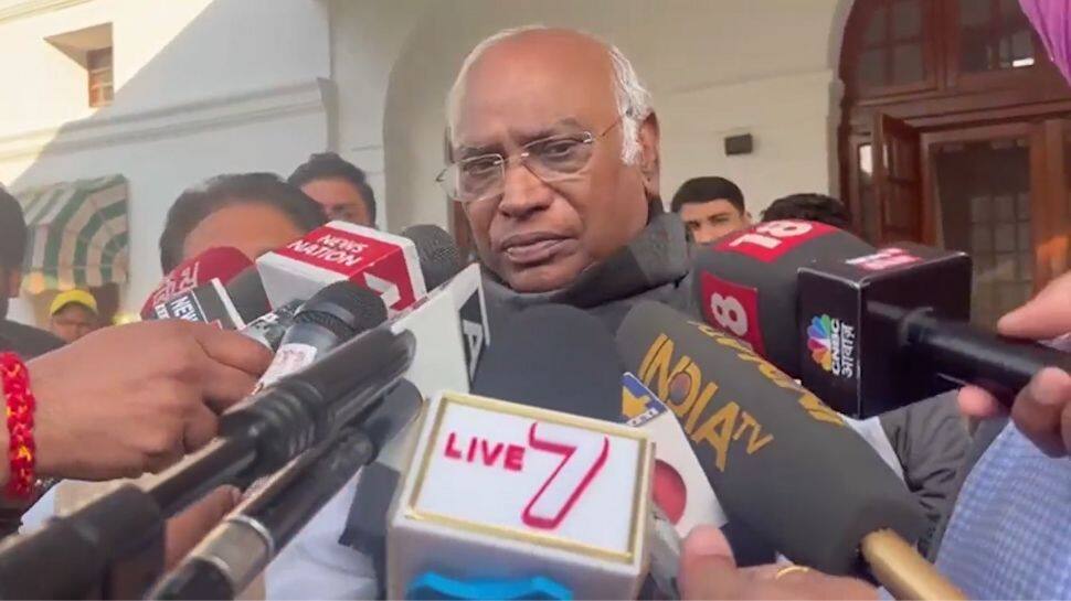 &#039;When will nation have China pe charcha?&#039; Mallikarjun Kharge takes dig at PM Narendra Modi