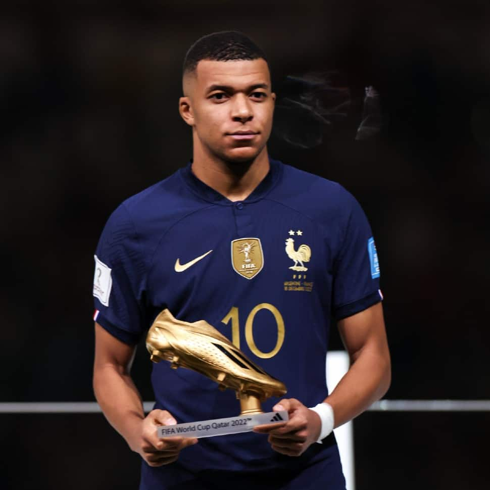 Kylian Mbappe, who became first player to score hat-trick in World Cup final since 1966, bagged the Golden Boot award with 8 goals at the FIFA World Cup 2022, pipping Lionel Messi who has 7. (Source: Twitter)