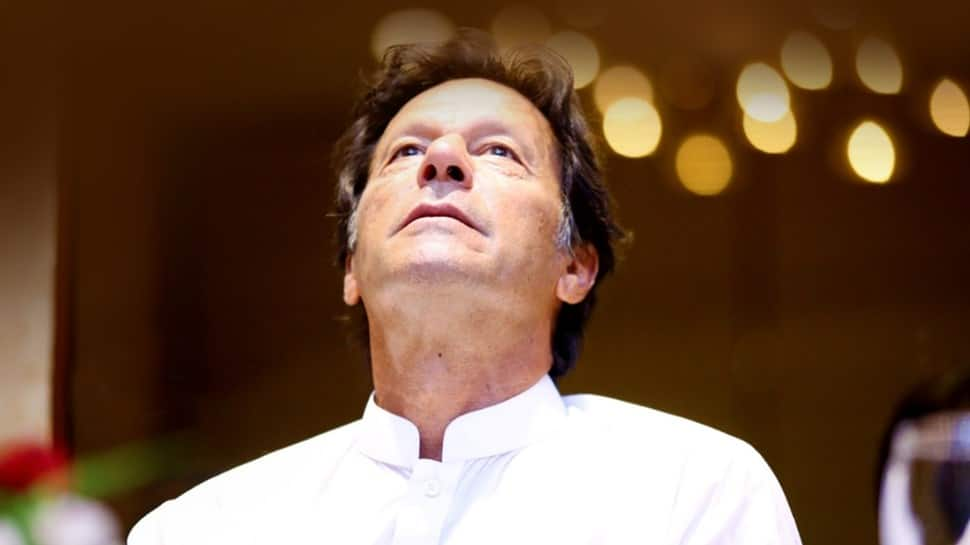 &#039;Pakistan is sinking&#039;: Imran Khan warns country of political, economic crisis; slams Shehbaz Sharif led govt