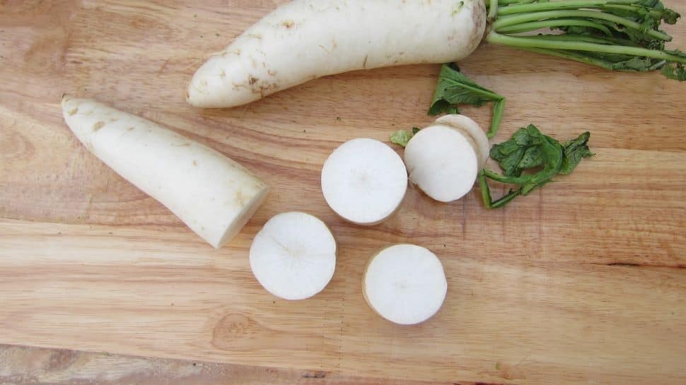 5 health benefits of radish - why add mooli to your winter diet