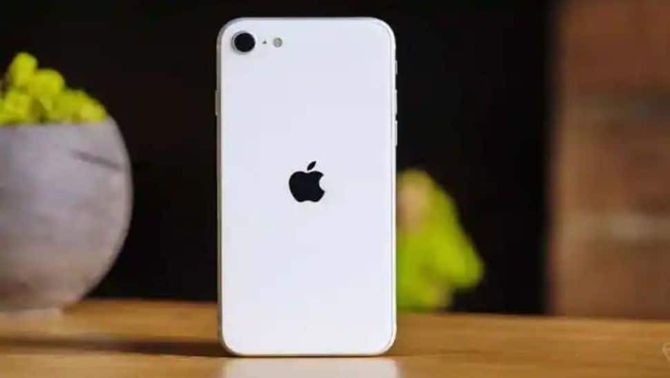 iPhone 12 Mini price slashed to as low as Rs. 20999! Get discounts,  exchange offers on 'Mini' iPhone