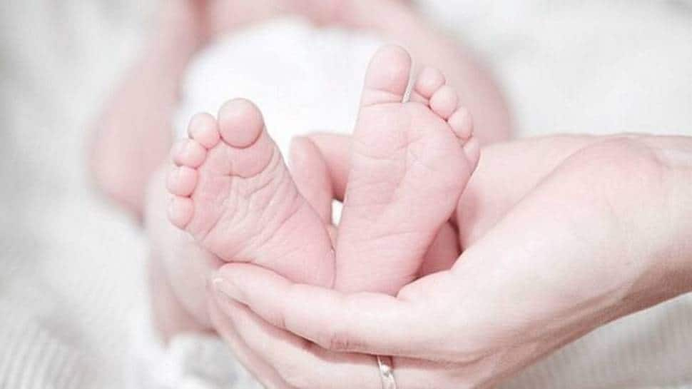 Greater Noida SHO&#039;s wife breast-feeds infant found in bushes