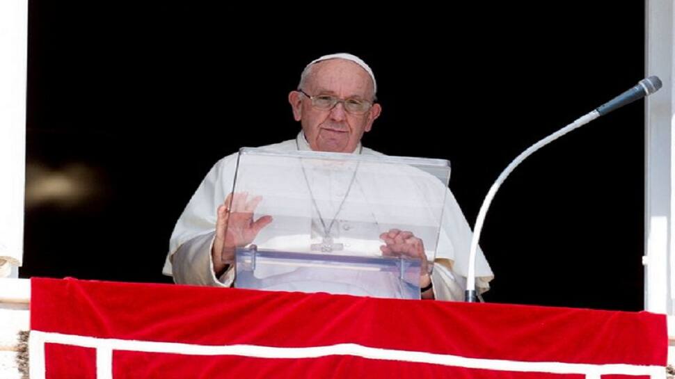 Russia-Ukraine war: Pope Francis appeals to call off &#039;senseless war&#039; during Christmas message