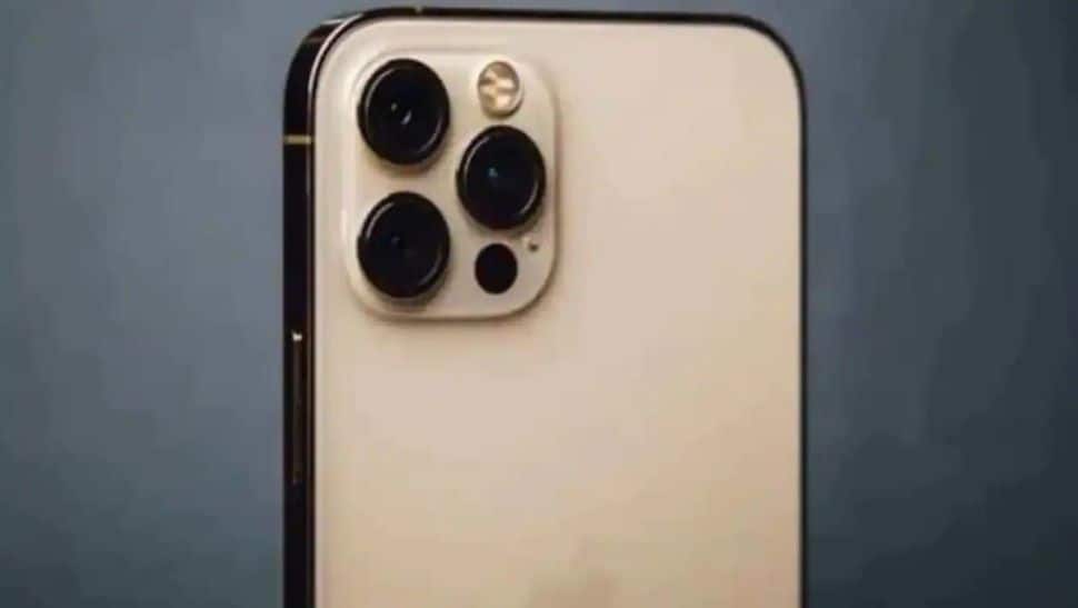 Apple iPhone 13