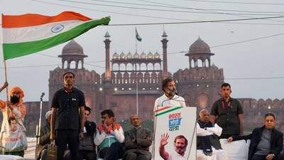 Rahul Gandhi in T-shirt: Red Fort Address