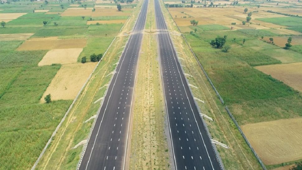 Delhi-Mumbai Expressway: Union Minister Nitin Gadkari shares breathtaking PIC of THIS section of road