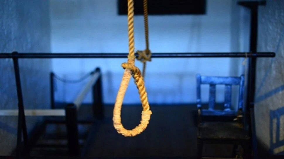 On-Duty UP Police constable dies by suicide, hangs self in Kannauj court premises