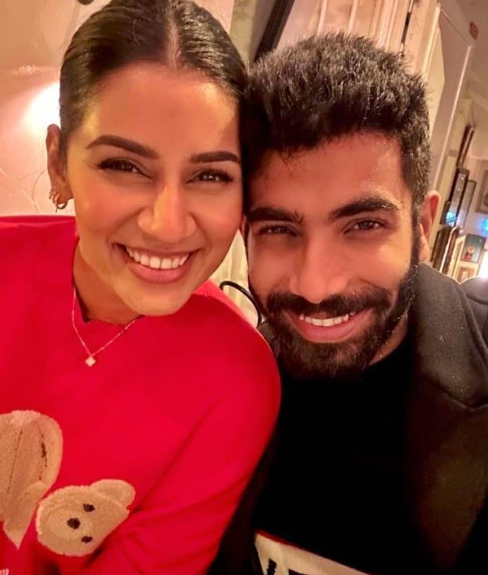 Team India pacer Jasprit Bumrah and sports presenter wife Sanjana Ganesan were in Paris to celebrate Christmas and New Year. (Source: Twitter)