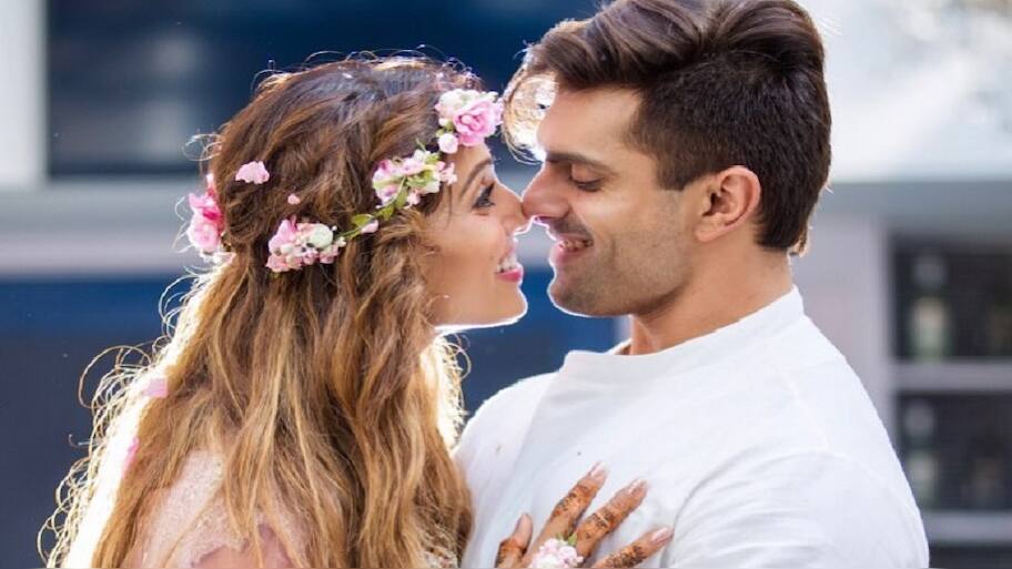 'New parents' Bipasha Basu-Karan Singh Grover share a glimpse of their ...