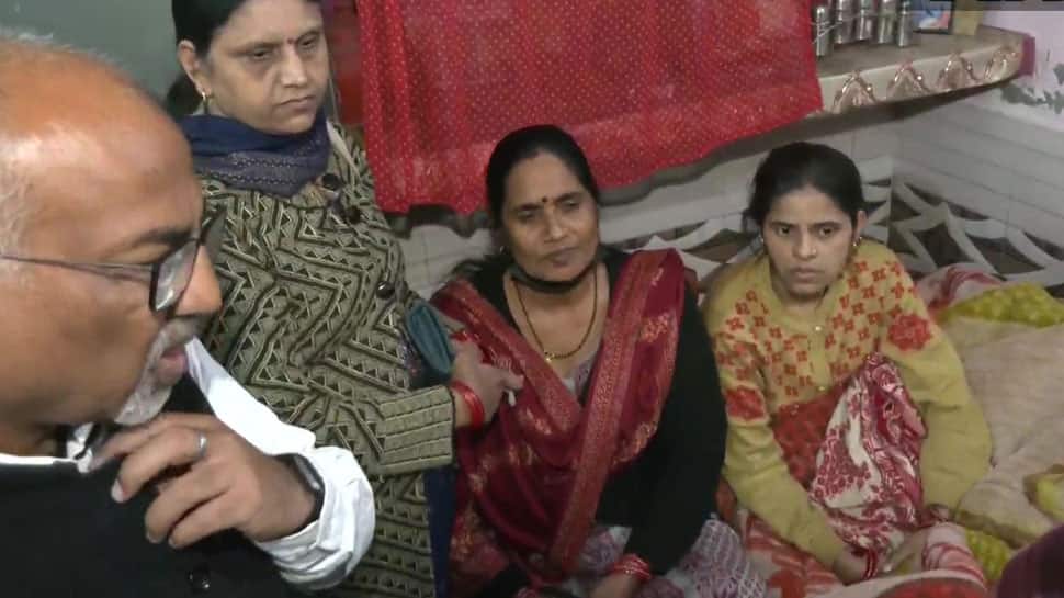 Delhi Kanjhawala case: Nirbhaya&#039;s mother meets victim’s family, says &#039;Don’t support Nidhi’s claims&#039;