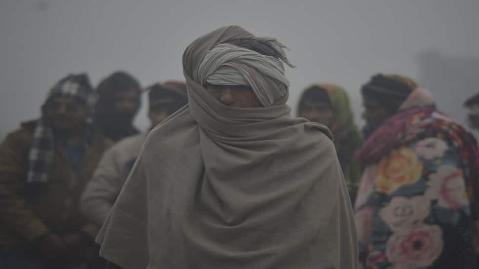 Brutal cold wave kills 25 in Kanpur, people die of heart attack, brain stroke